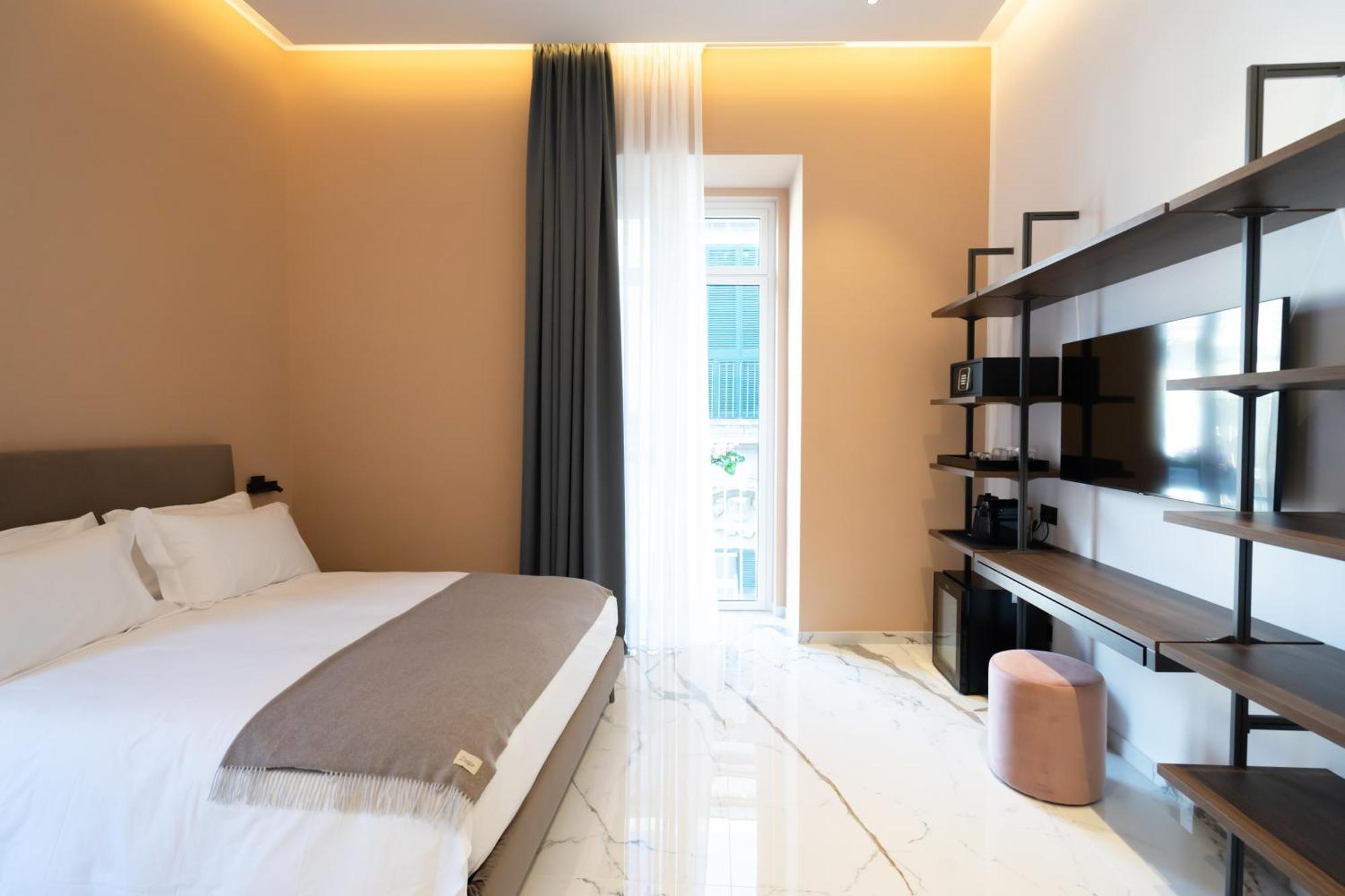 Insogno Suites Naples Exterior photo